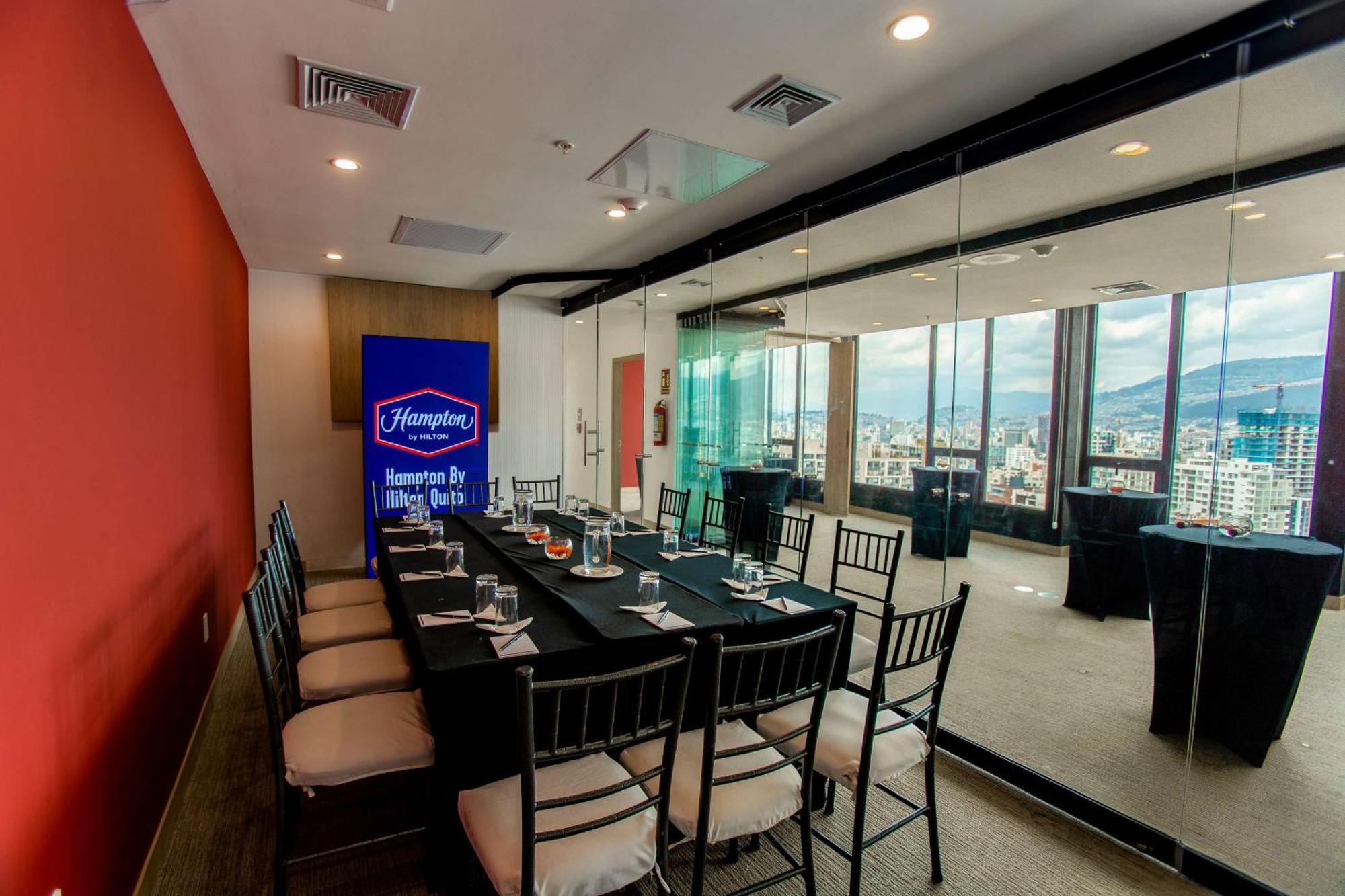 Hampton By Hilton Quito La Carolina Park 호텔 외부 사진