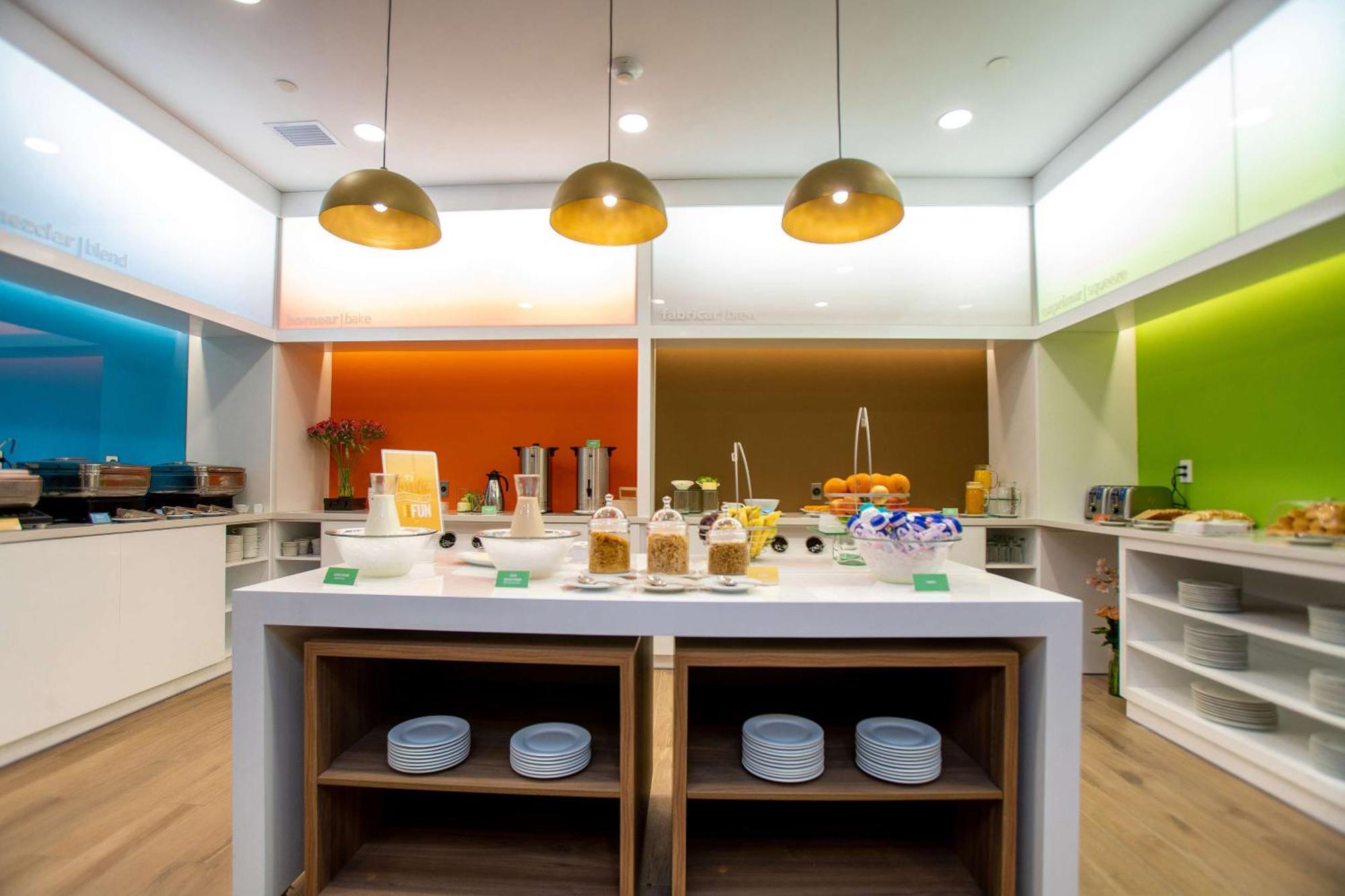 Hampton By Hilton Quito La Carolina Park 호텔 외부 사진