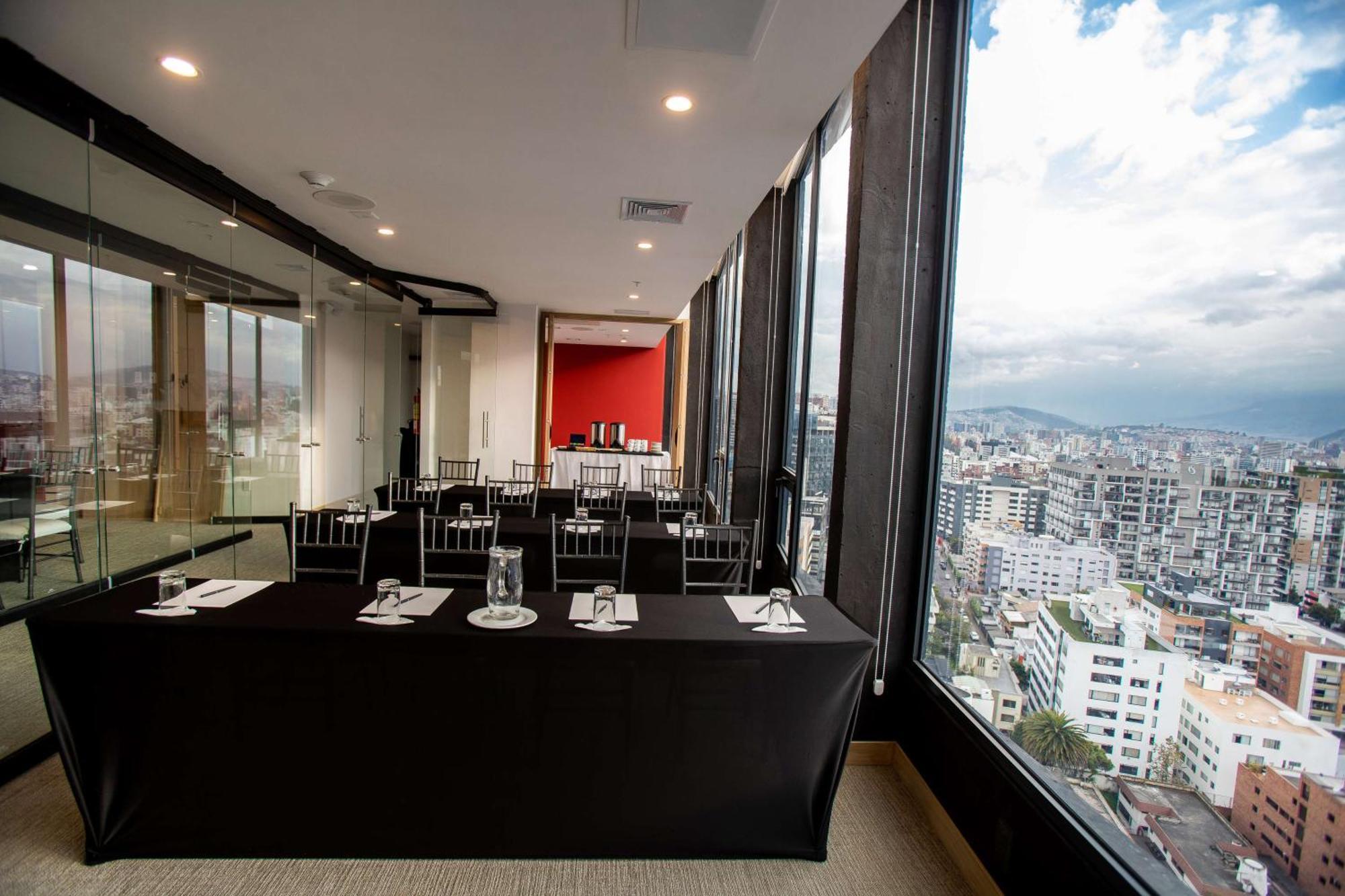 Hampton By Hilton Quito La Carolina Park 호텔 외부 사진